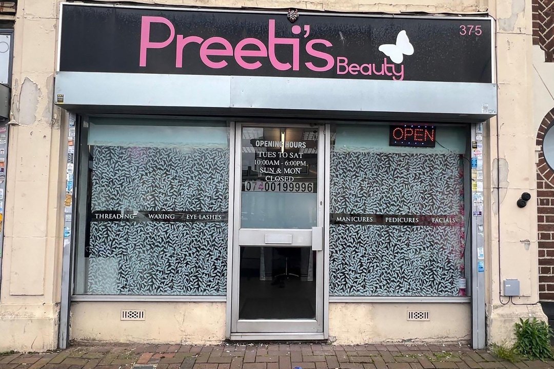 Preeti's Beauty, Bearwood, Birmingham