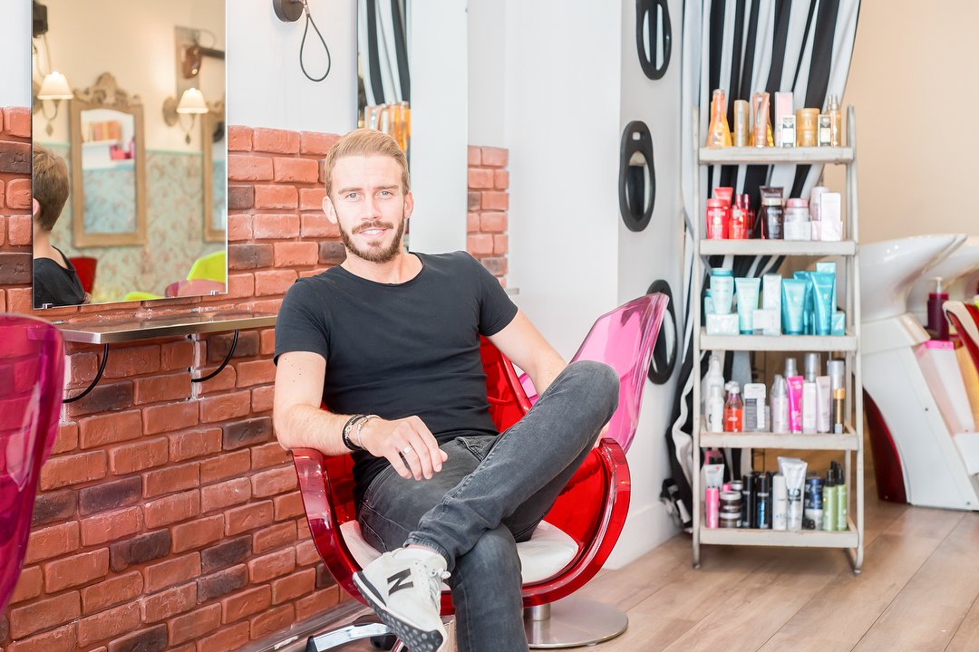 Montesantos Faubourg Coiffure A Faidherbe Paris Treatwell