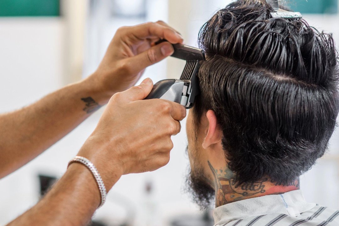 London Barnet Barbers - Lambeth, Nine Elms, London