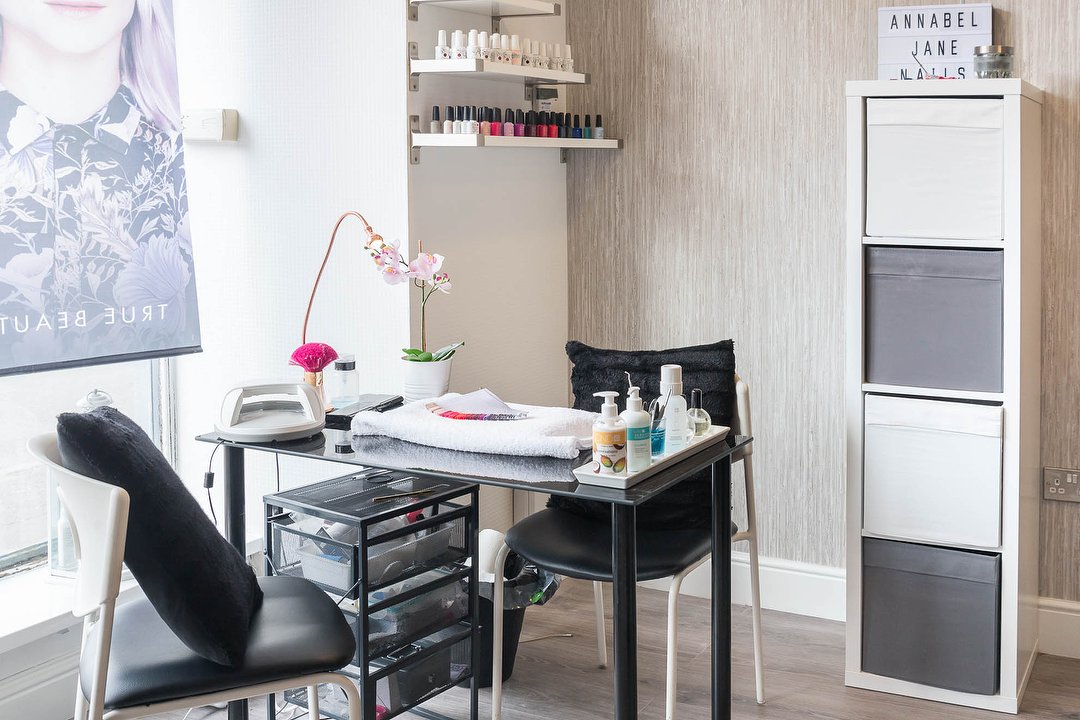 Juniper Salon Hair Salon In Juniper Green Edinburgh Treatwell