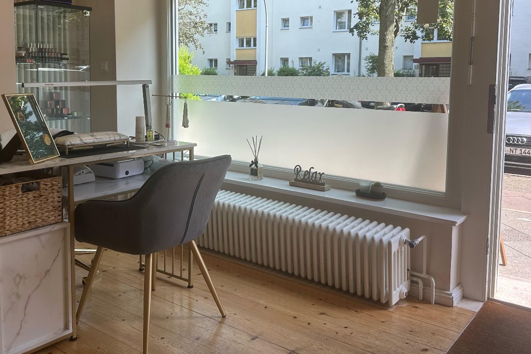 Noras Beauty, Nollendorfplatz, Berlin