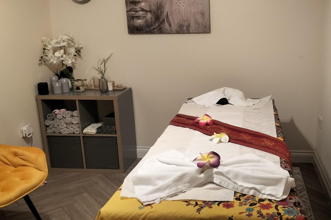Serenity Ladies Spa & Gym Massage & Therapy Centre in Central Station, NewcastleuponTyne