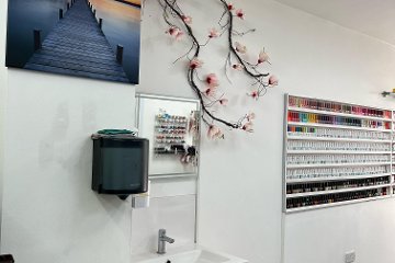 Chloe Nails, London