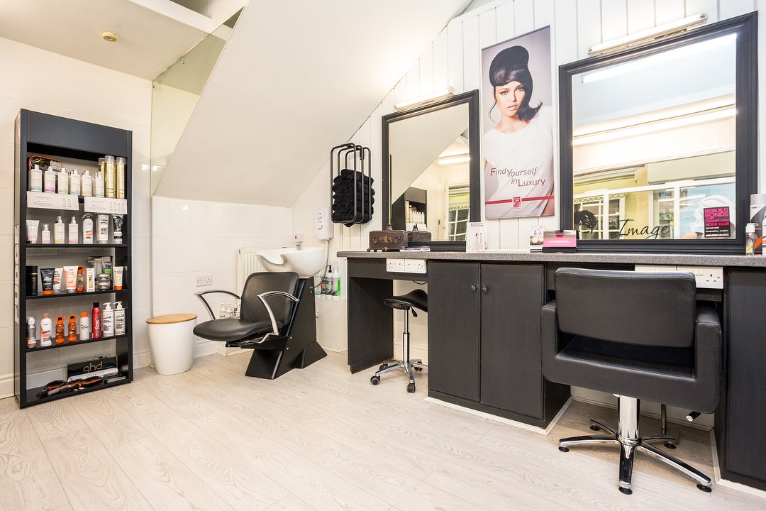 Hairdressers and Hair Salons near Mount Pleasant Liverpool