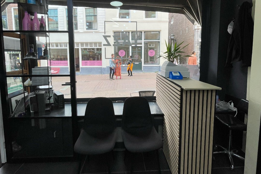 Yazzcutz, Lange Kerkstraat, Zuid-Holland
