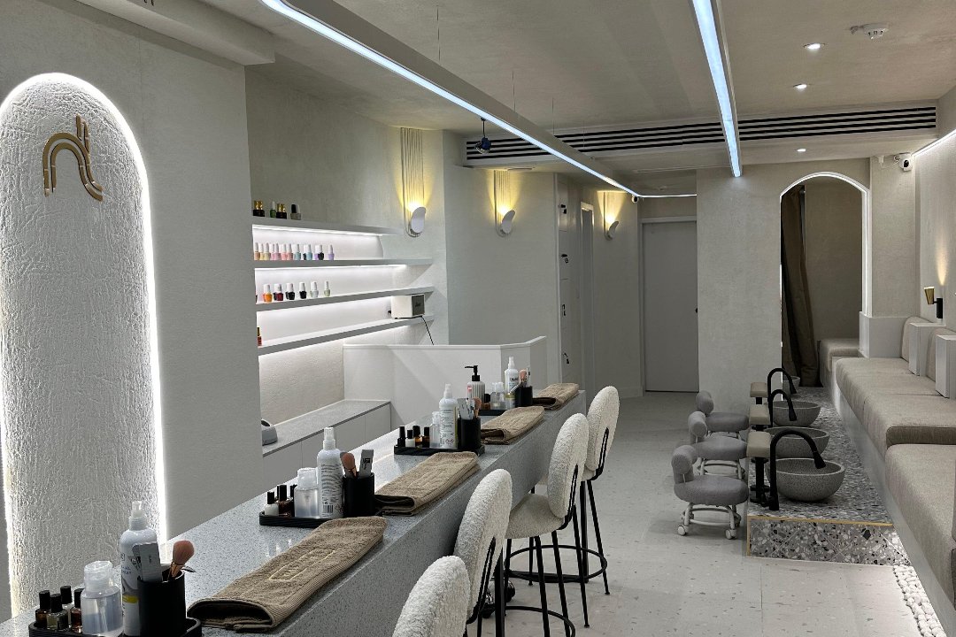 Nailuxury Beauty Bar, Wigmore Street, London