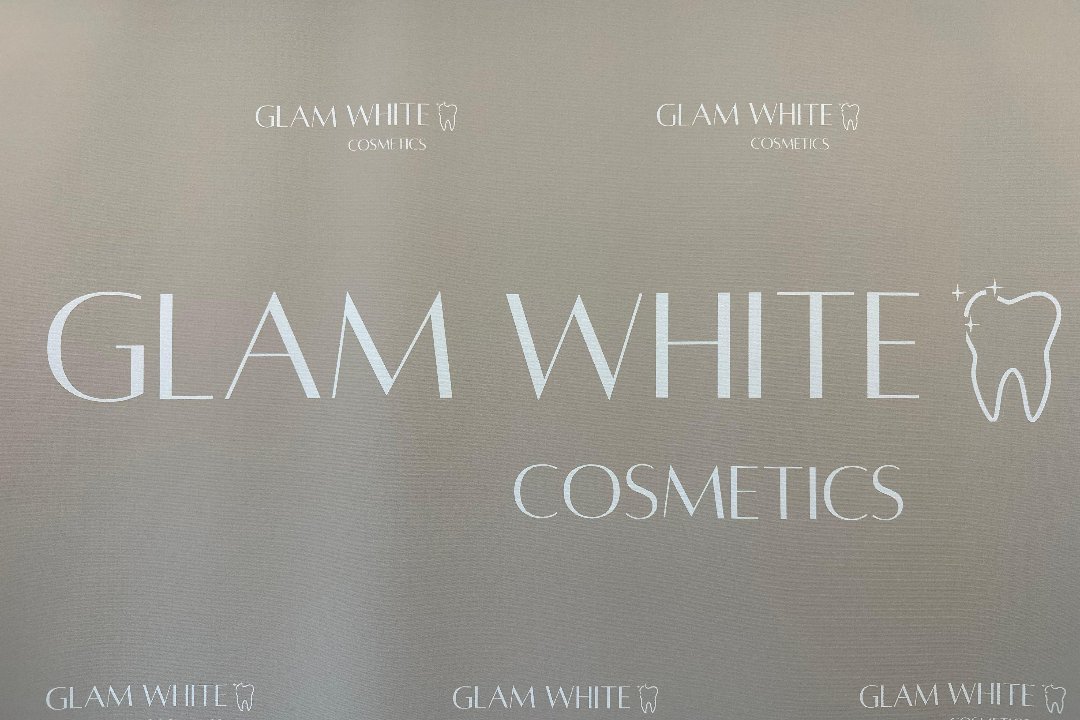 GLAM WHITE Cosmetics, Harburg, Hamburg