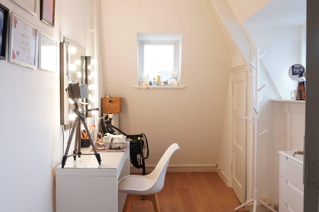 Tovkun Beauty Studio, Koninginnegracht, Den Haag
