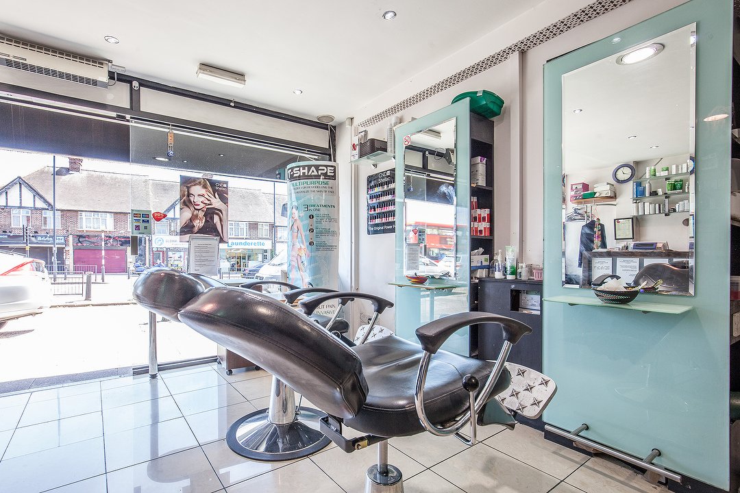 Bharti's Salon, Kingsbury, London