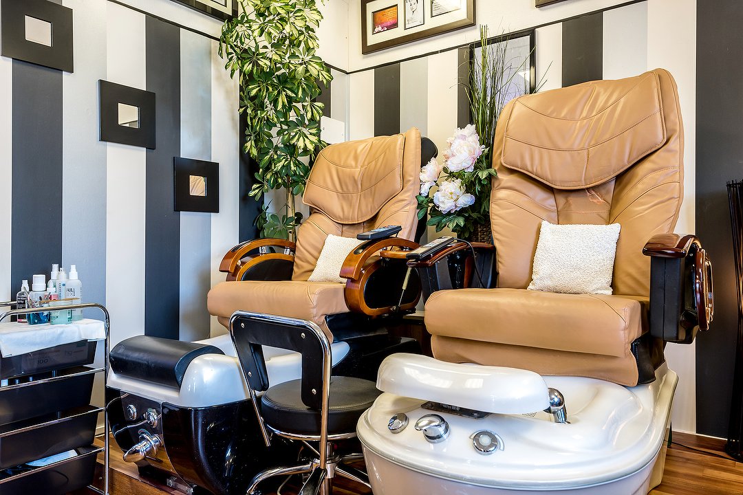 Springfield Beauty Salon, Farsley, Leeds