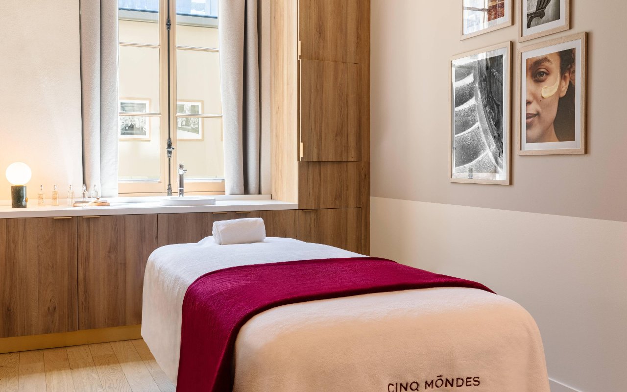 Cinq Mondes près de Gare de Lyon Jean Macé, Lyon Treatwell