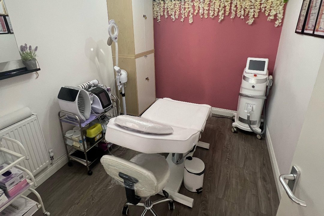 Brazilian MedSpa, Everton, Liverpool