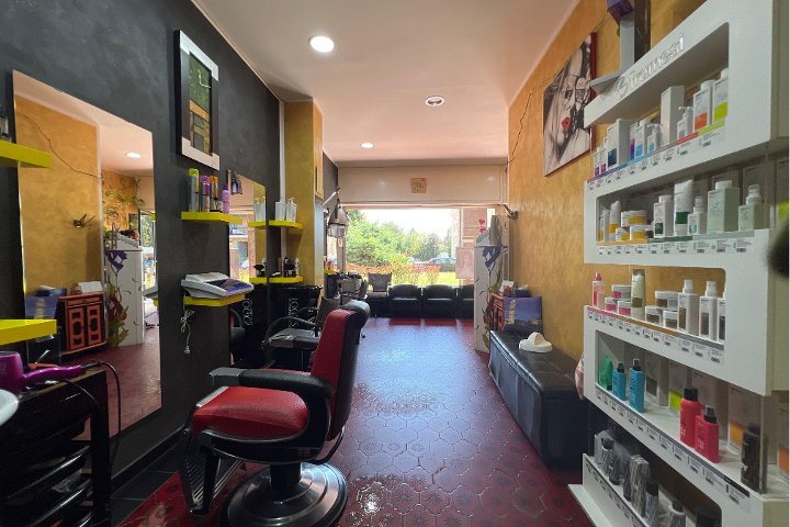 Forbici Follia - Coiffure Torino - Photo de galerie - OneBooking
