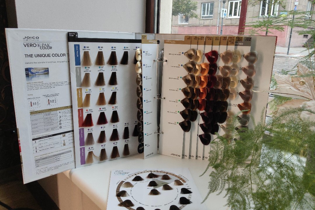 Salon 22 - Elena plaukų meistrė- koloristė, Senamiestis, Klaipeda