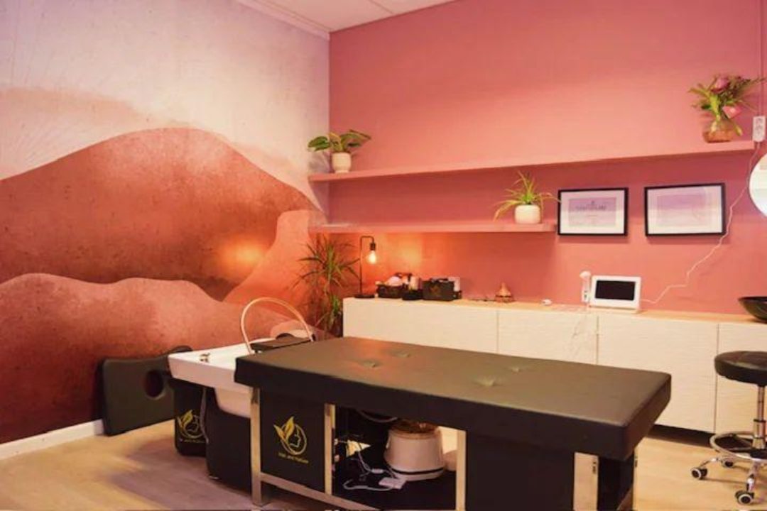 Alixis Hair & Beauty Salon, Markerkant, Almere