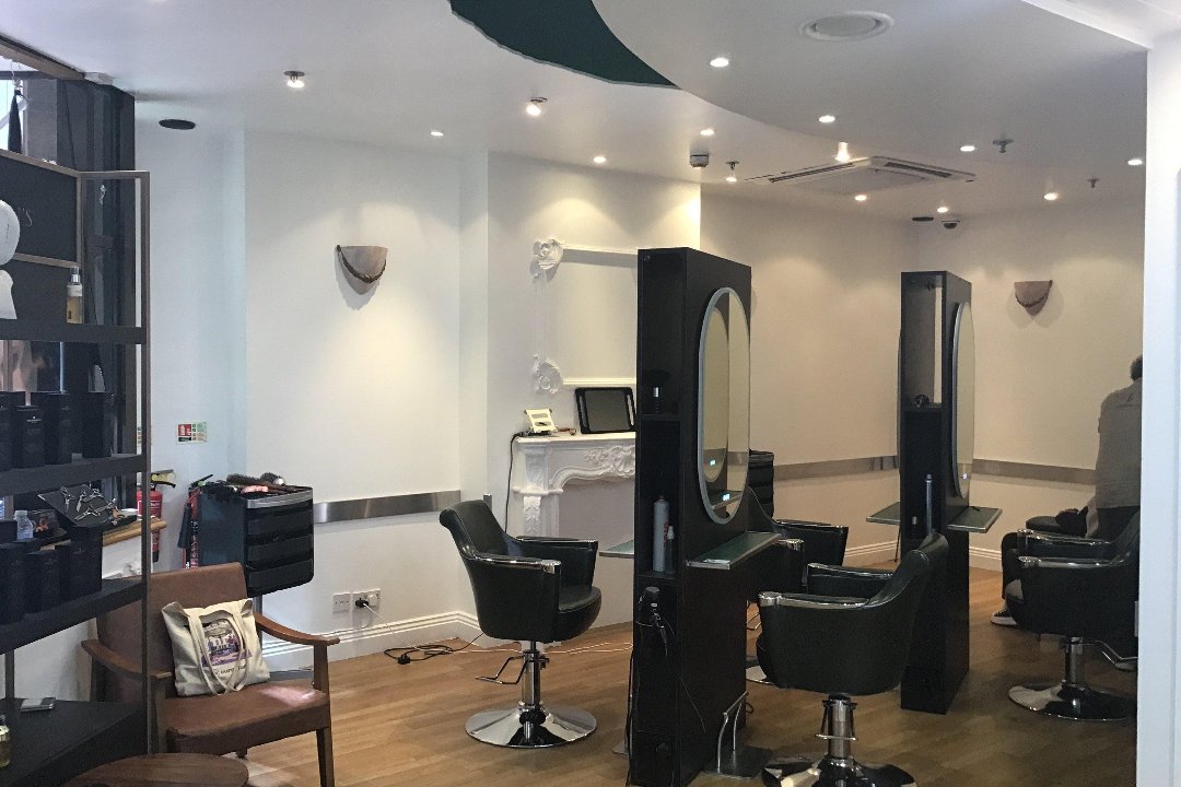 Pasha Hair Salon, Bank, London