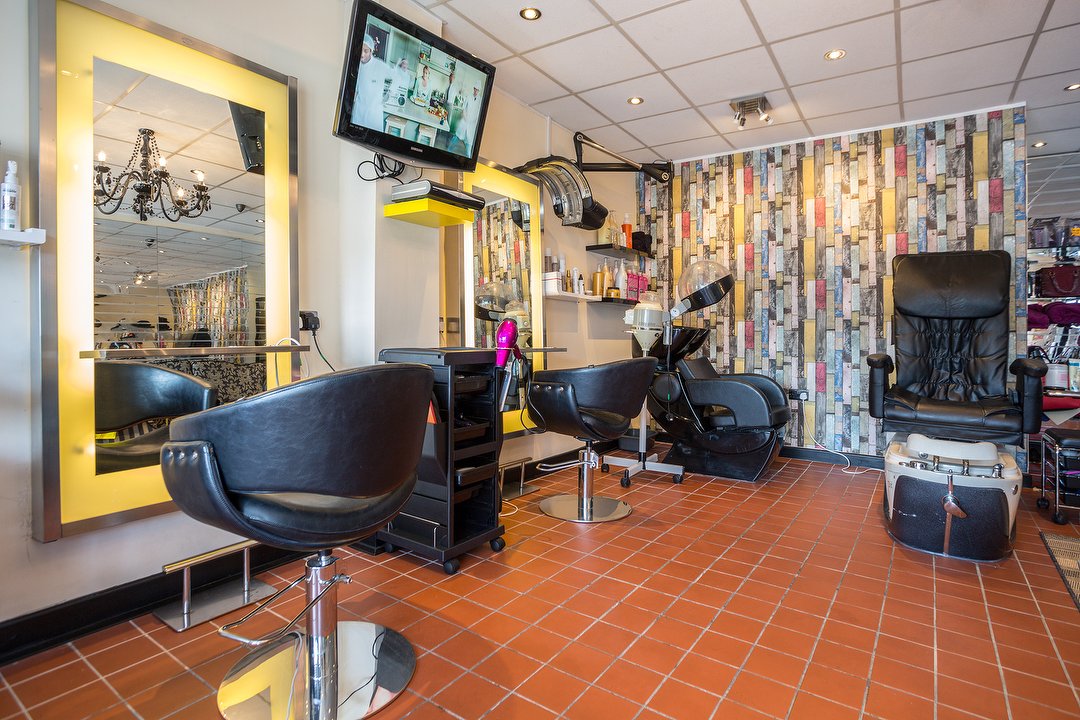 Studio 927 Hair & Beauty Salon, Chadderton, Oldham
