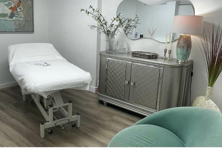 Luxury Wax Bar - Oxford Circus - Épilation London - Photo de galerie - OneBooking