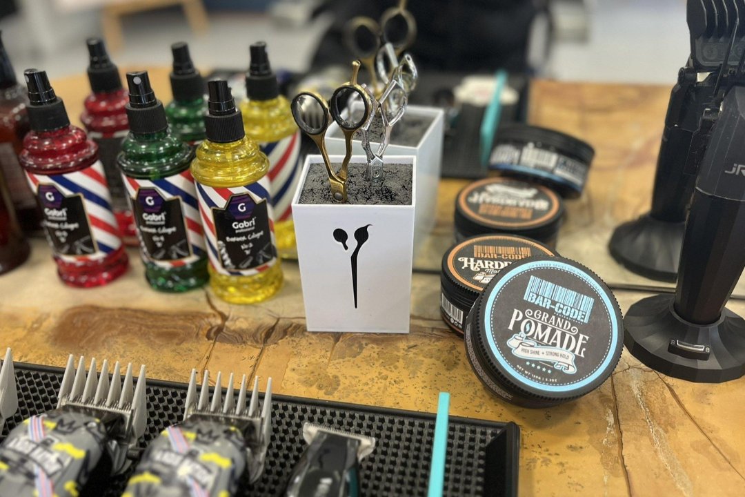 Kyriakos Barber & Beauty, Kallithea, Αττική