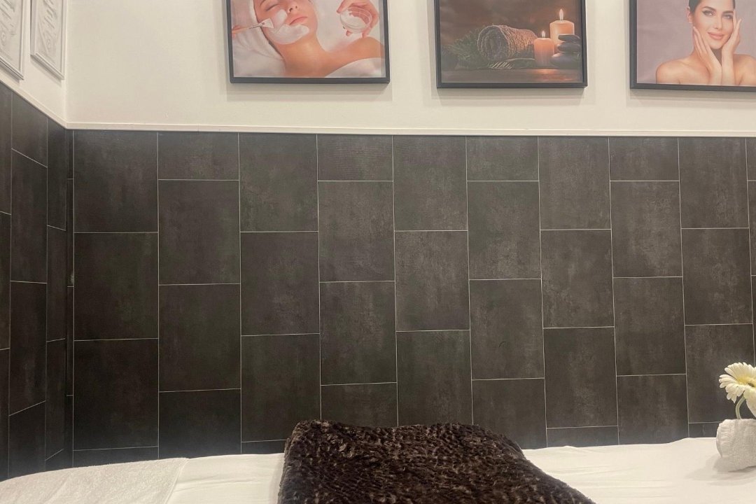 Skincare by Bahar, Grote Markt, Almere