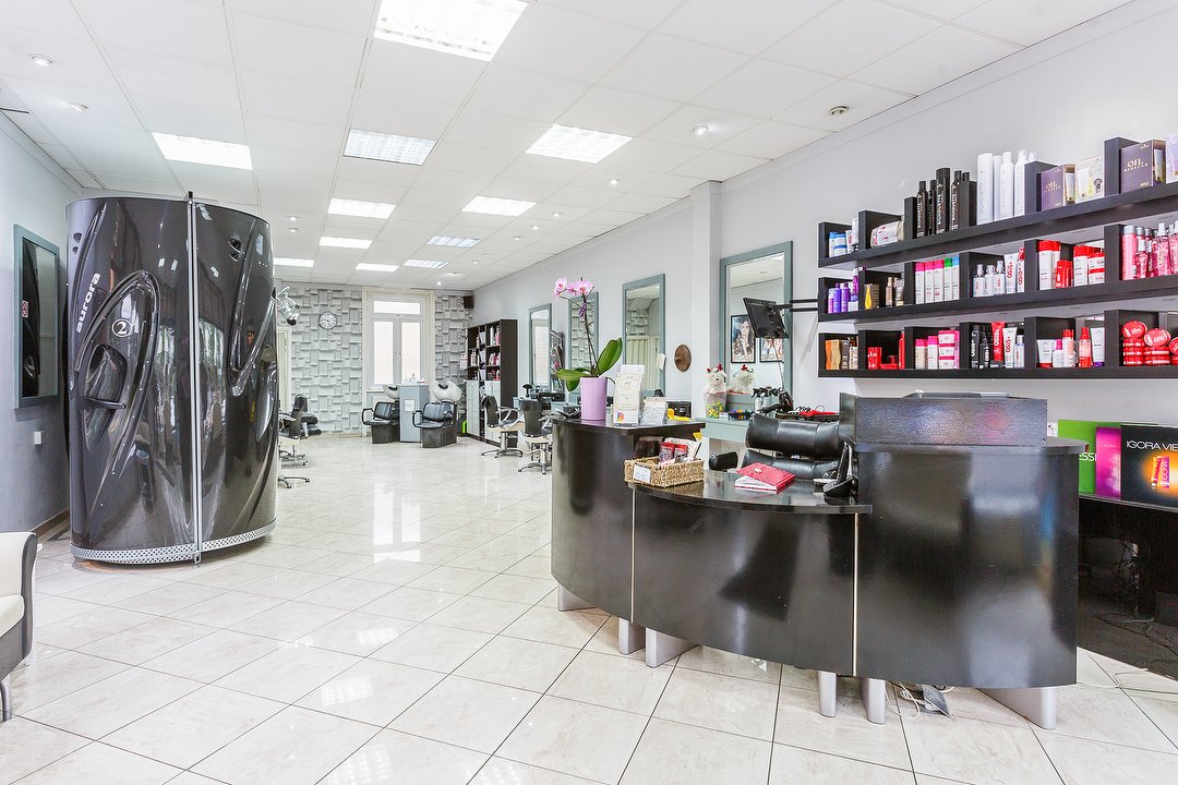 Niketa Hair Lounge Hair Salon In Forest Hill London Treatwell