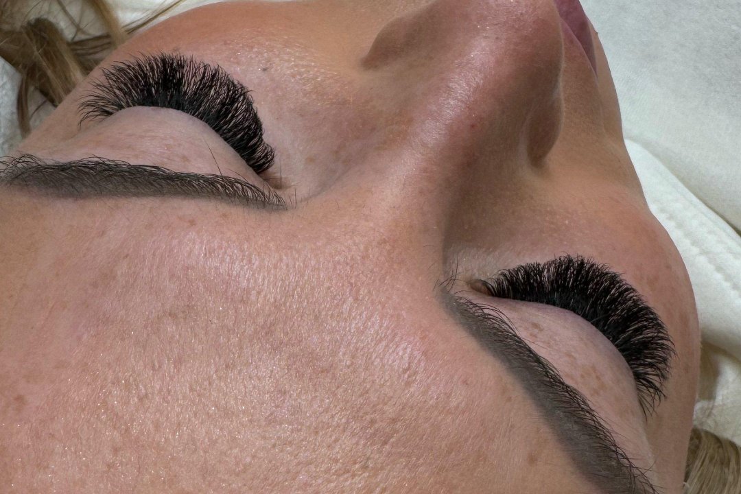 Magdalena lashes&brows, Sean Walsh Memorial Park, Dublin