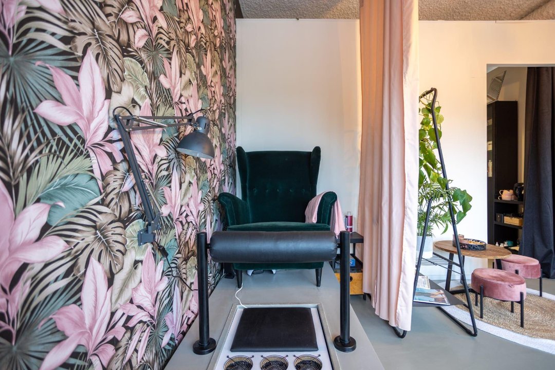 So Glow, Hilversum, Noord-Holland