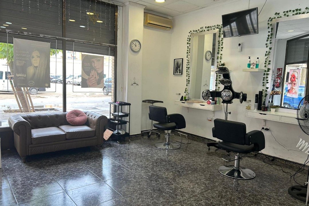 Peluquería y estética Fénix, Benicalap, Valencia
