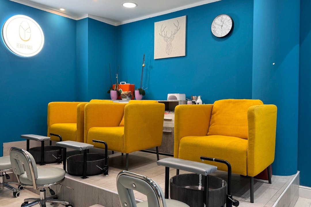 Ely Beauty Nail, Via Giuseppe Parini, Milano