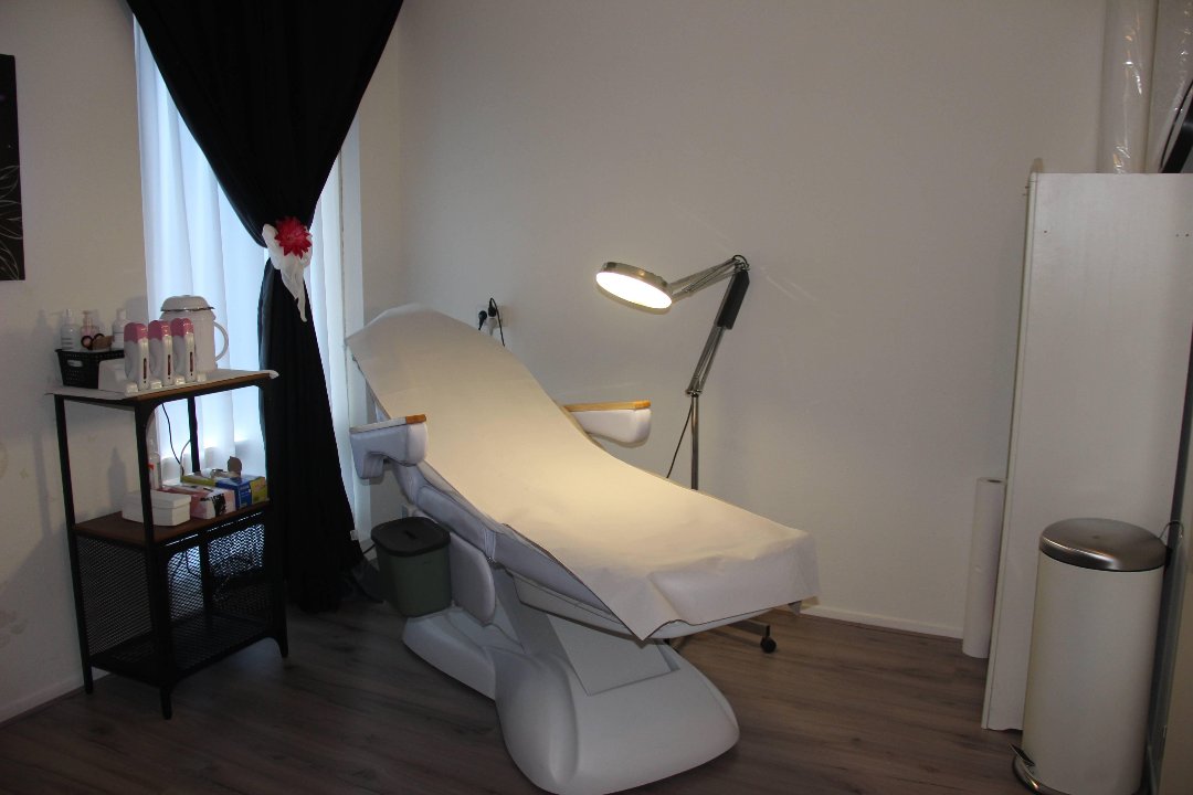 Nadia Thai massage & wellness, Azorenweg, Almere