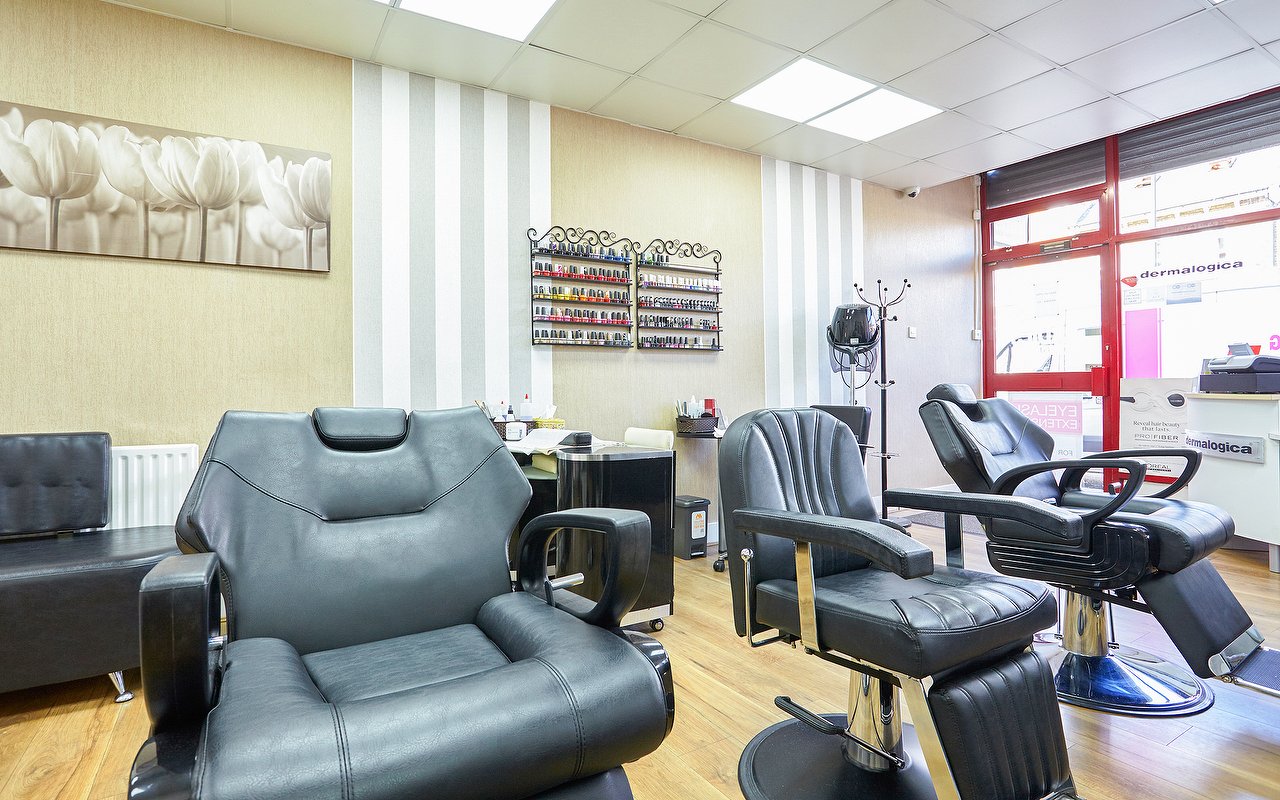 Hairdressers and Hair Salons in Wood Green, London - Treatwell