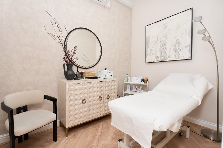 Luxury Wax Bar - Oxford Circus - Épilation London - Photo de galerie - OneBooking