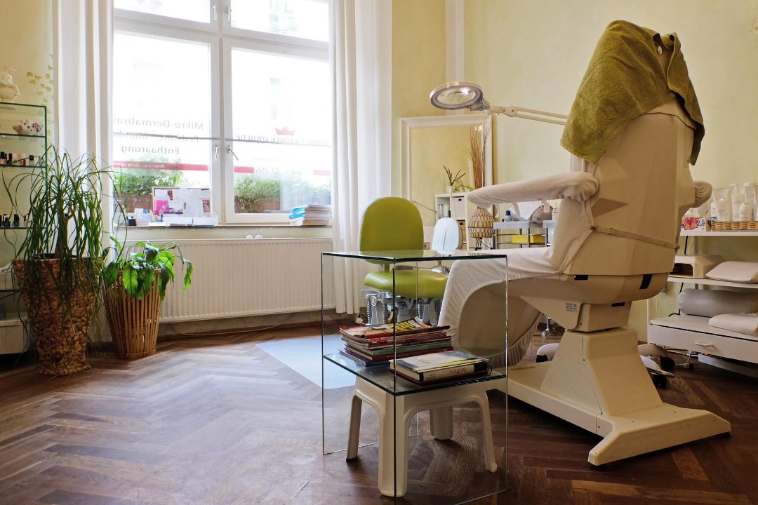 Monika Kronen Kosmetik, Isarvorstadt, München