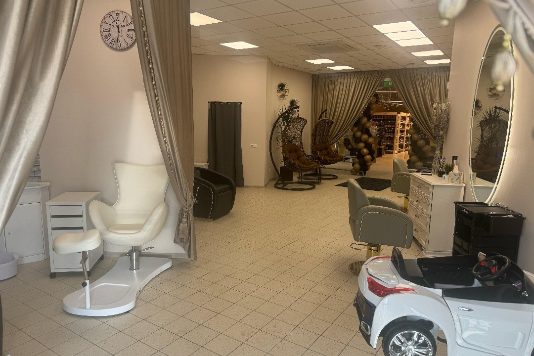 Beauty salon - Lazdynėliai, Vilkpede, Vilnius