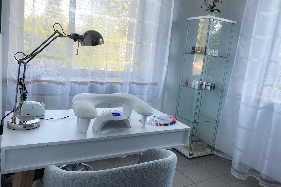 Grožio studija - meistrė Viktorija (ViJe Nails), Naujoji Vilnia, Vilnius