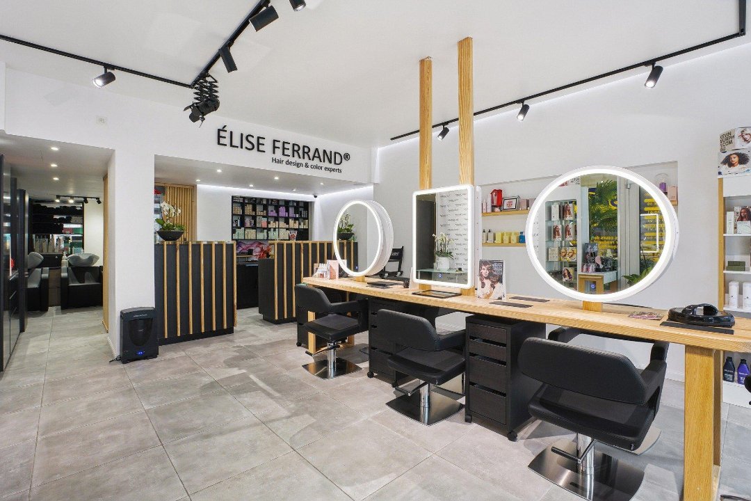 Elise Ferrand(old), Louise, Brussels