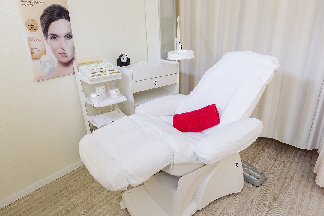 Cosmetic Salon by RAMONA, Harburg, Hamburg