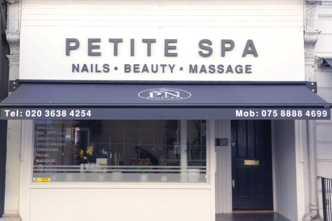 Petite Nail Bar, Pimlico, London