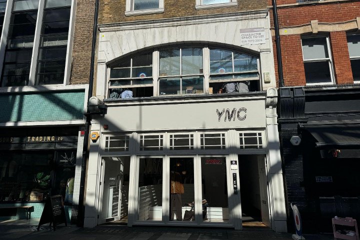 London Japanese Eyelash Brows SOHO Beauty Salon in Theatreland