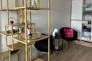 alinÀro Nail & Wax Studio