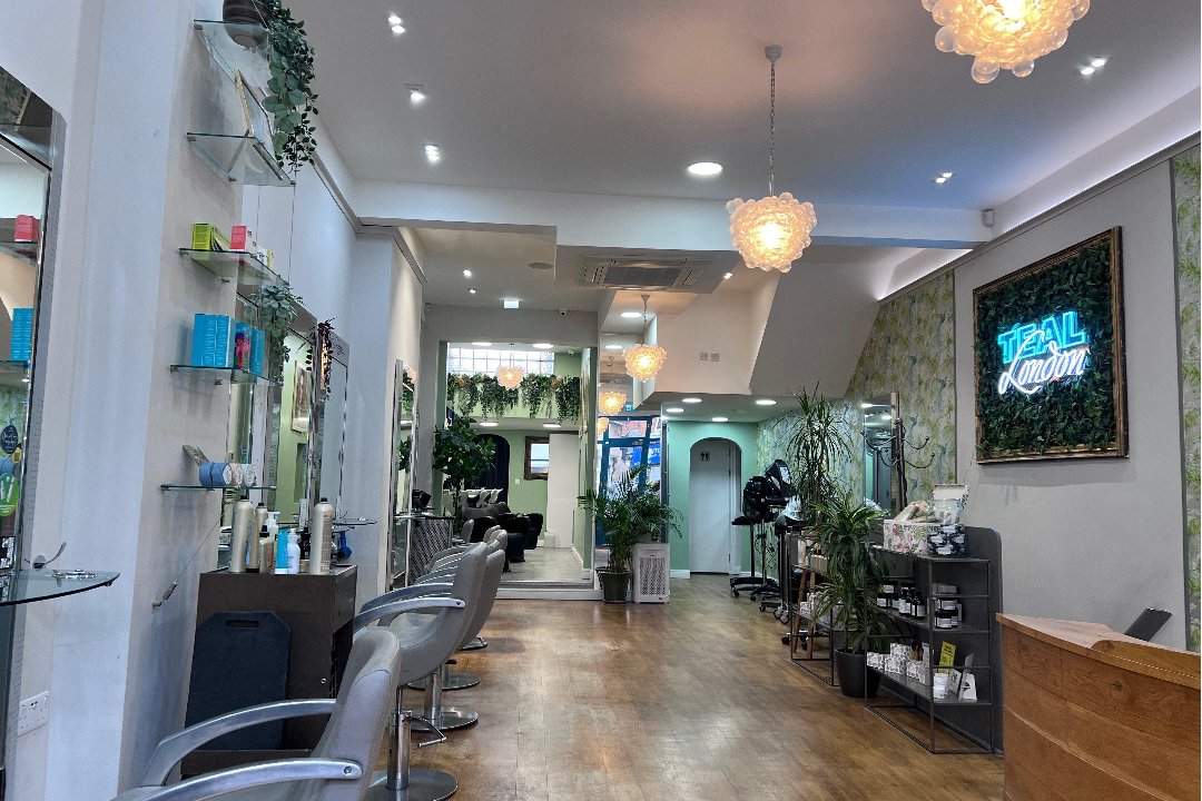 Olsiana Hair, Balham High Road, London