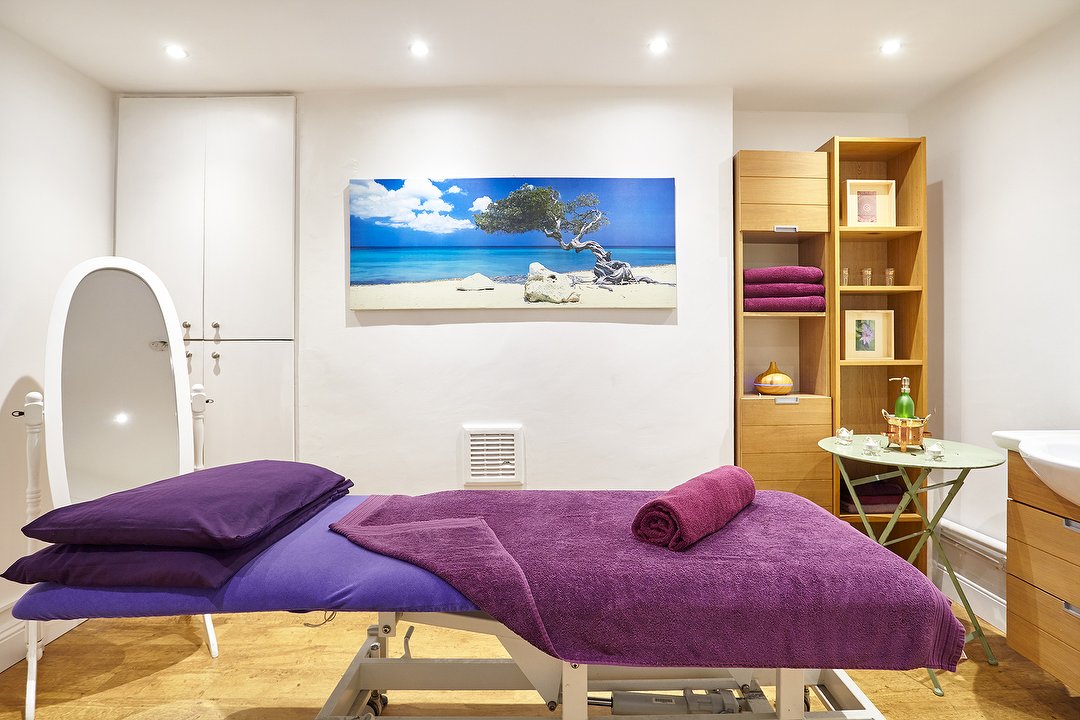 HEAL and RELAX at Garry Trainer  Clinic, Primrose Hill, London