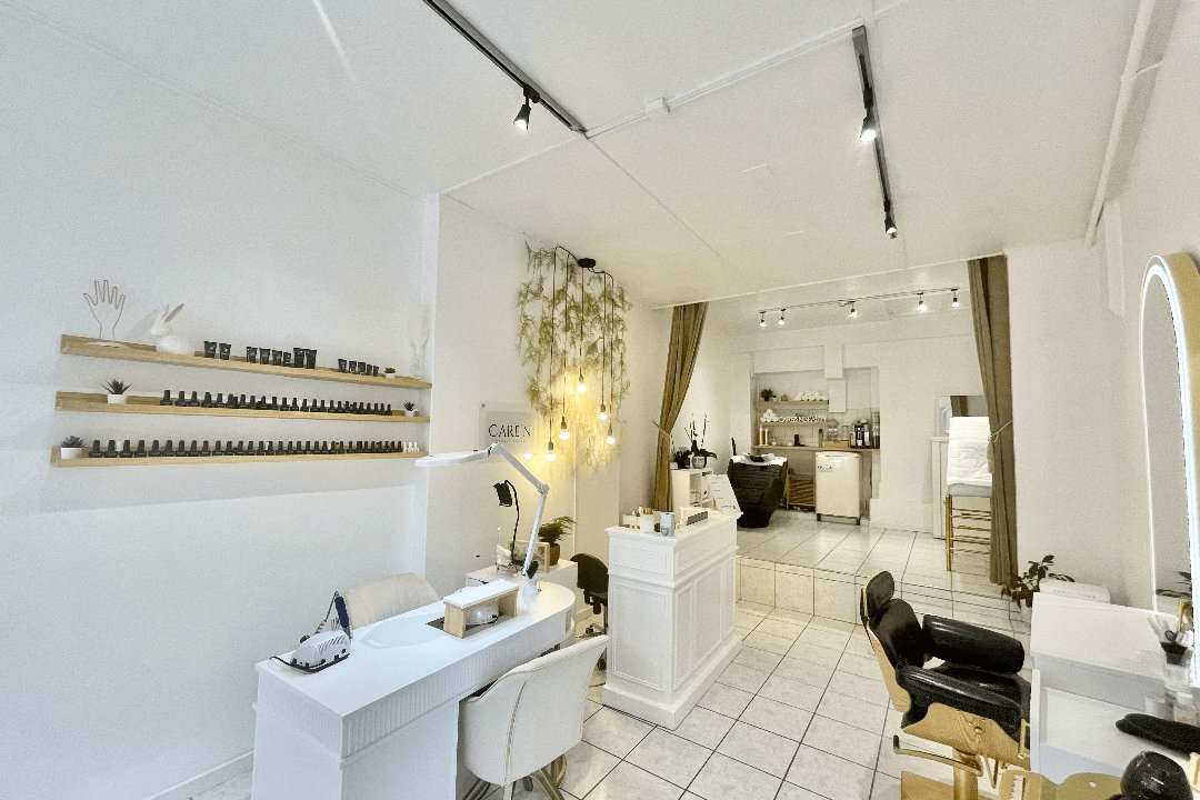 Care’n Beauty salon, Kanton Neuenburg