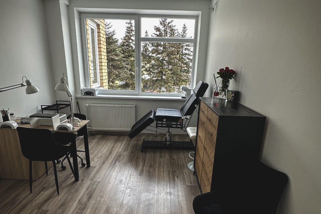 Nagų Dizainas Kaune, Eiguliai, Kaunas