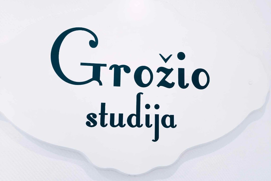 Baltų grožio studija, Šilainiai, Kaunas