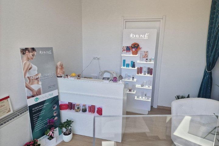Estetic Shen - Épilation Sambuceto - Photo de galerie - OneBooking