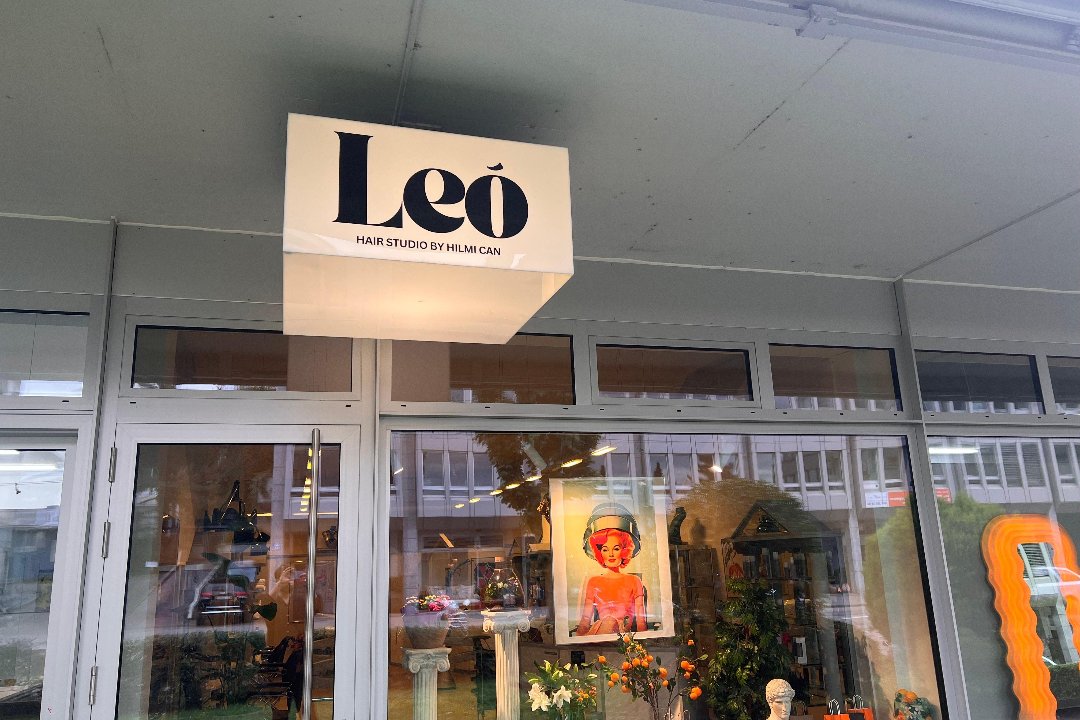 Leó Hair Salon by Hilmi Can, Bahnhof Wollishofen, Zürich