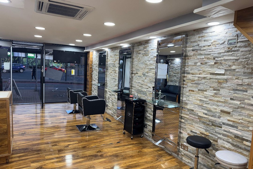 Maria Salon | Hair Salon in Sutton Common Park, London - Treatwell