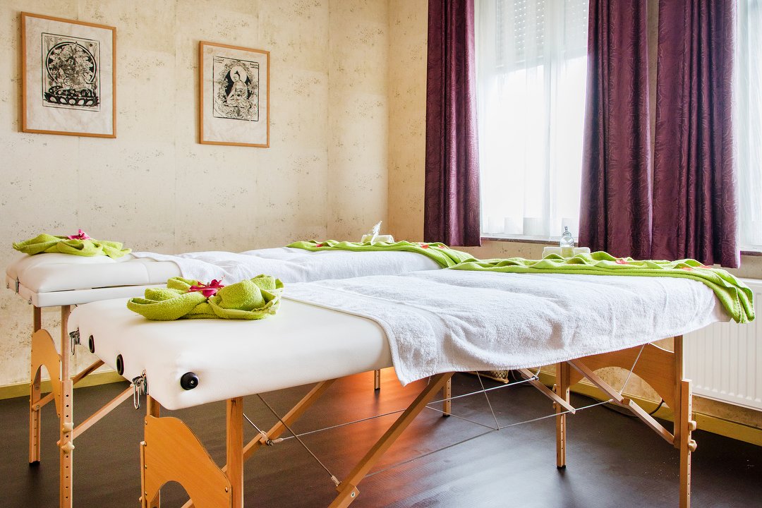 Tantra massage ananda Tantrikas