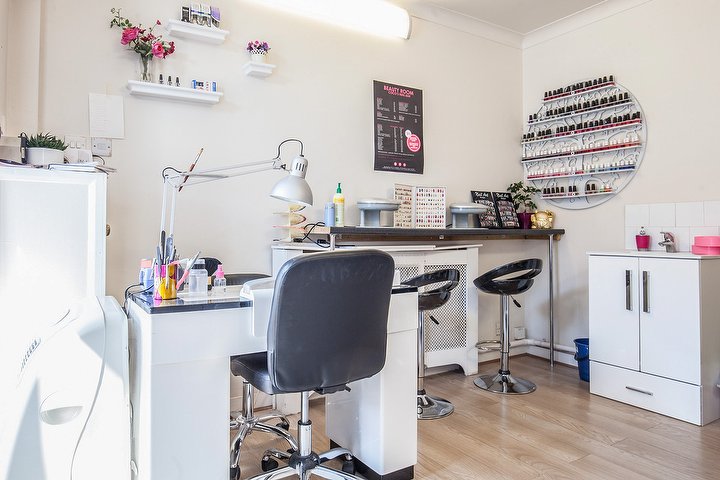 Coco's Nail Bar | Nail Salon in Headington, Oxford - Treatwell